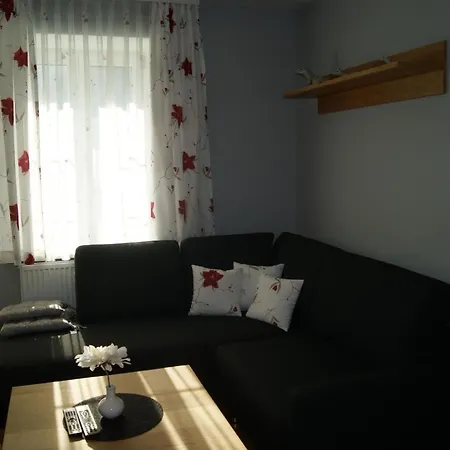 Apartment Eichenhain: Spacious 4-person In St. Andrä *