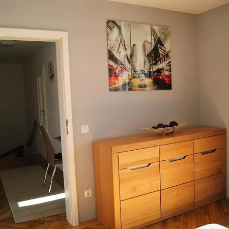 Eichenhain: Spacious 4-person In St. Andrä Apartment